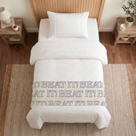 Beat Repeat White Custom Bed Runner - Canvas 9
